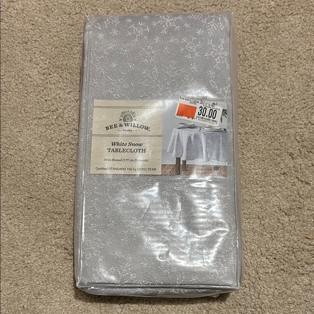 Bee & Willow White Snow Tablecloth